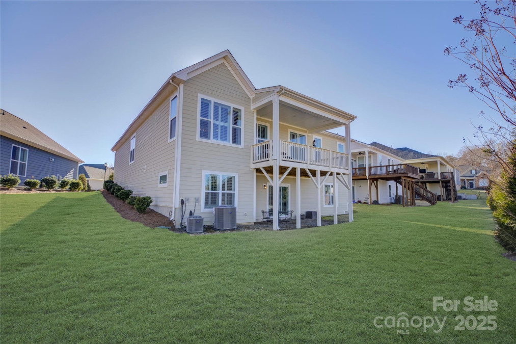 45528 Misty Bluff Dr Charlotte, NC 28278