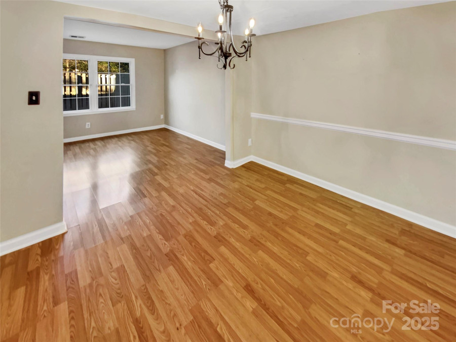 8003 Regent Park Ln Charlotte, NC 28210