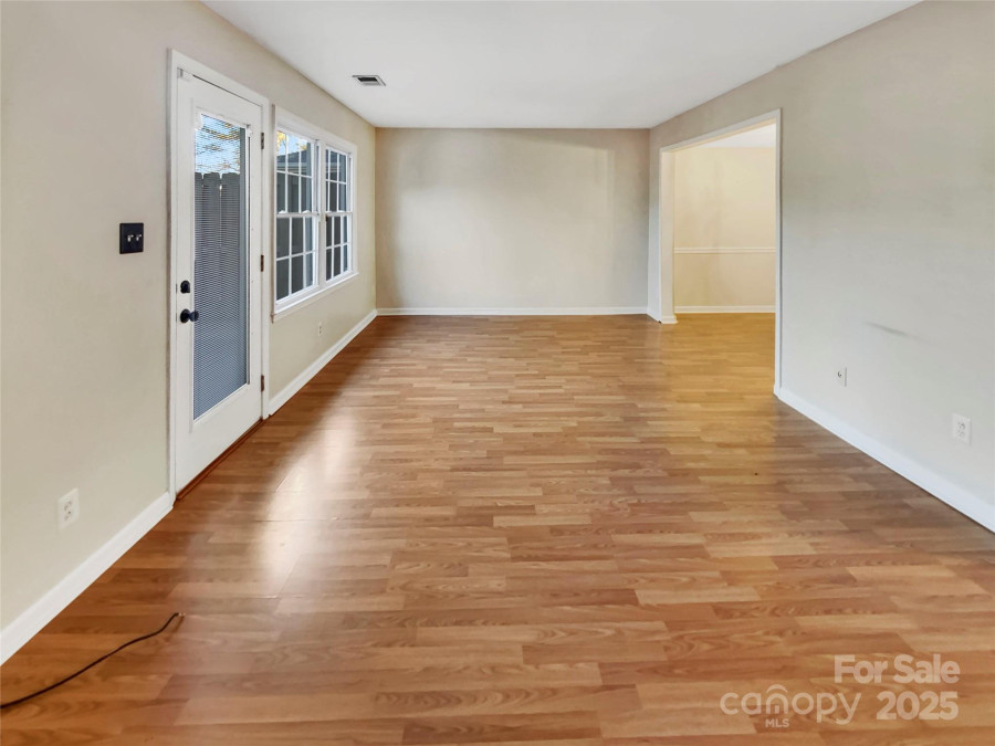 8003 Regent Park Ln Charlotte, NC 28210