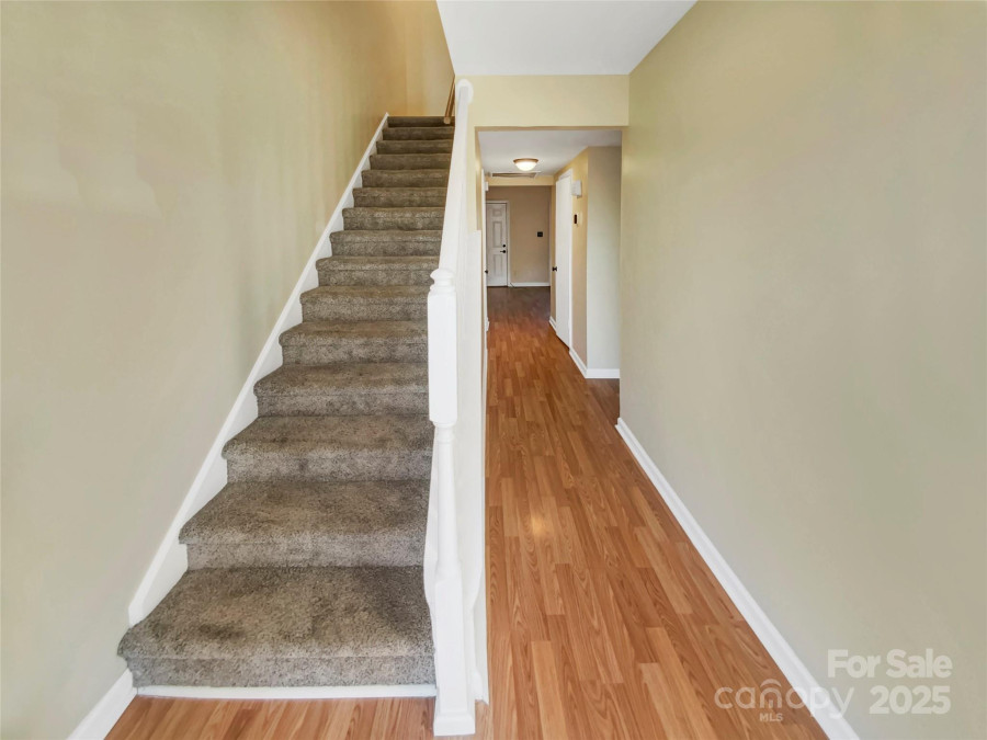 8003 Regent Park Ln Charlotte, NC 28210