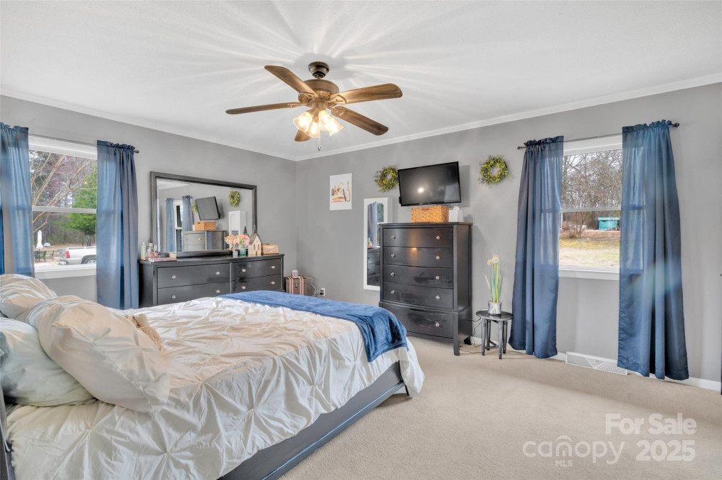 549 Dairy Rd Troy, NC 27371