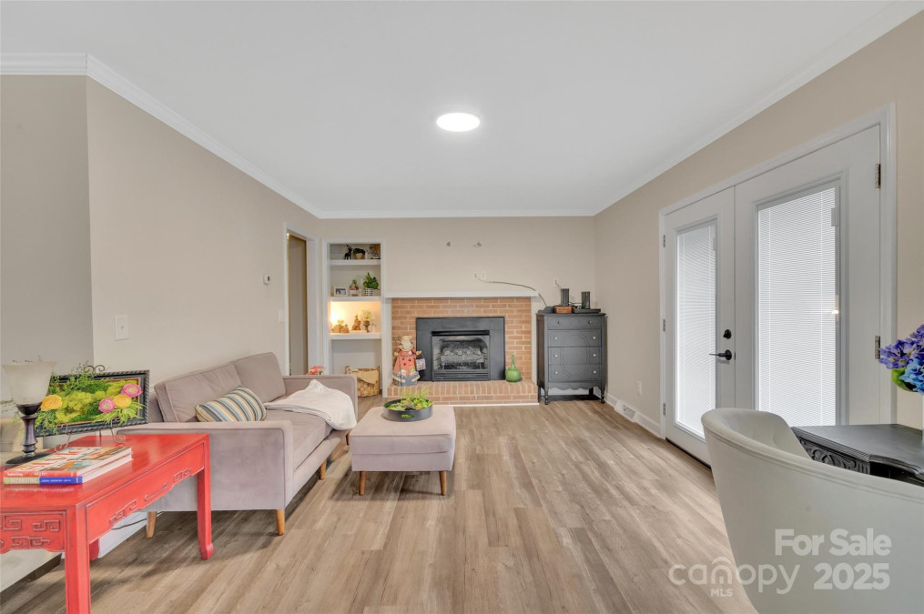 549 Dairy Rd Troy, NC 27371