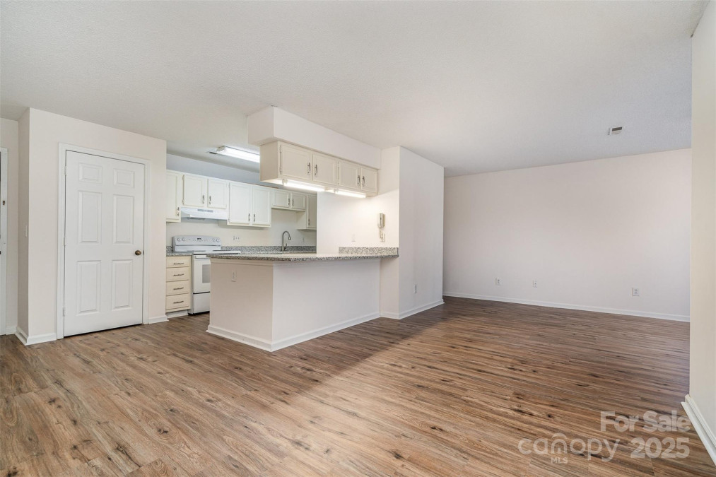 10240 Rose Meadow Ln Charlotte, NC 28277