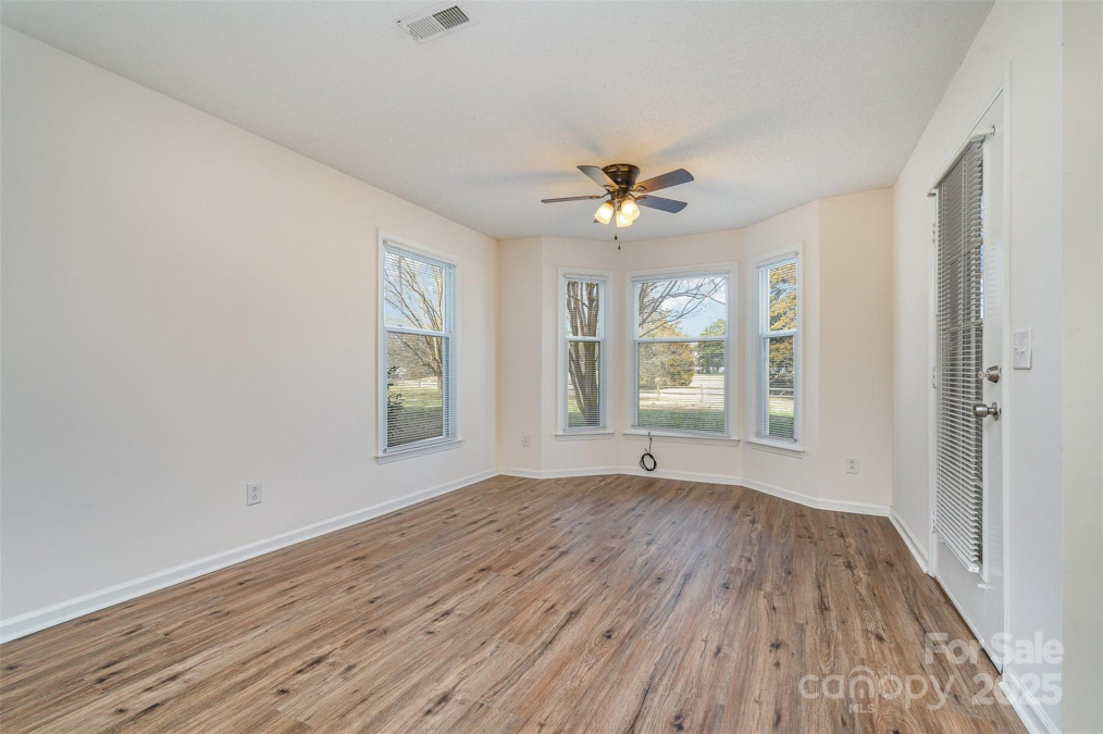 10240 Rose Meadow Ln Charlotte, NC 28277