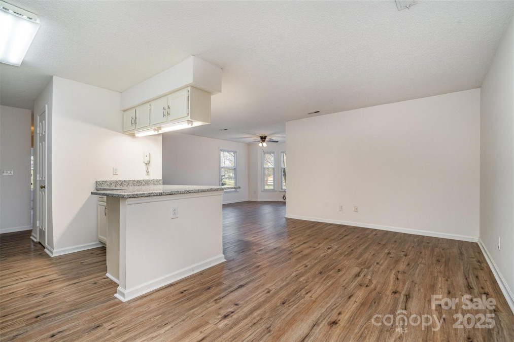 10240 Rose Meadow Ln Charlotte, NC 28277