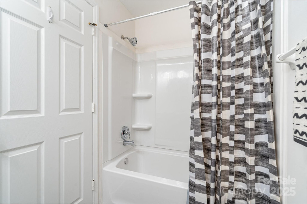 10240 Rose Meadow Ln Charlotte, NC 28277