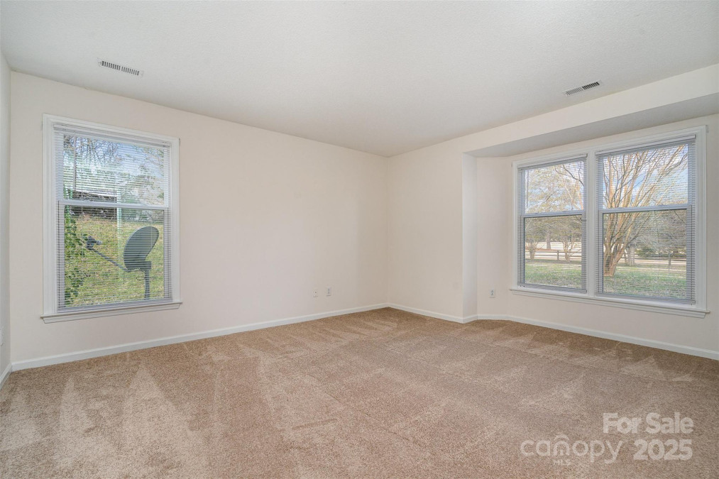 10240 Rose Meadow Ln Charlotte, NC 28277