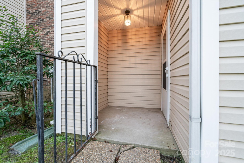 10240 Rose Meadow Ln Charlotte, NC 28277