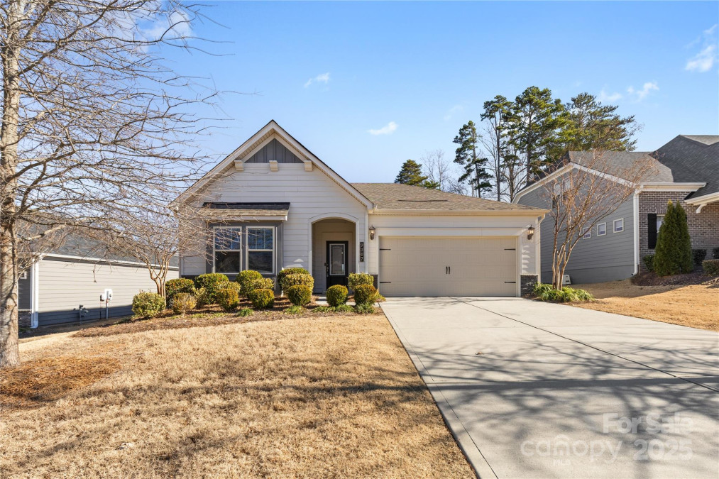 9307 Dufaux Dr Charlotte, NC 28278