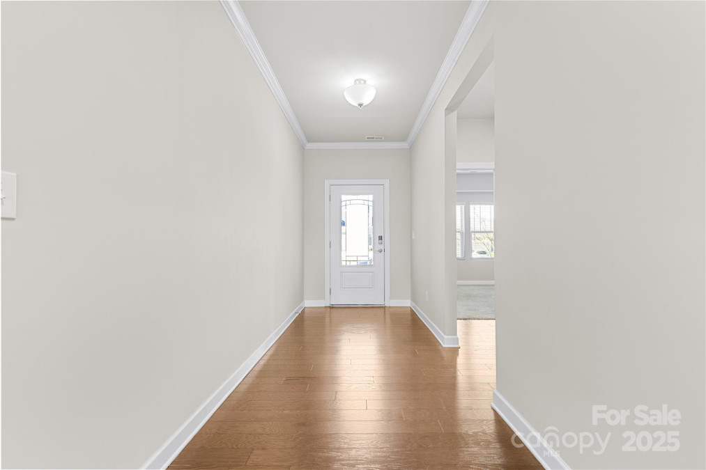 9307 Dufaux Dr Charlotte, NC 28278