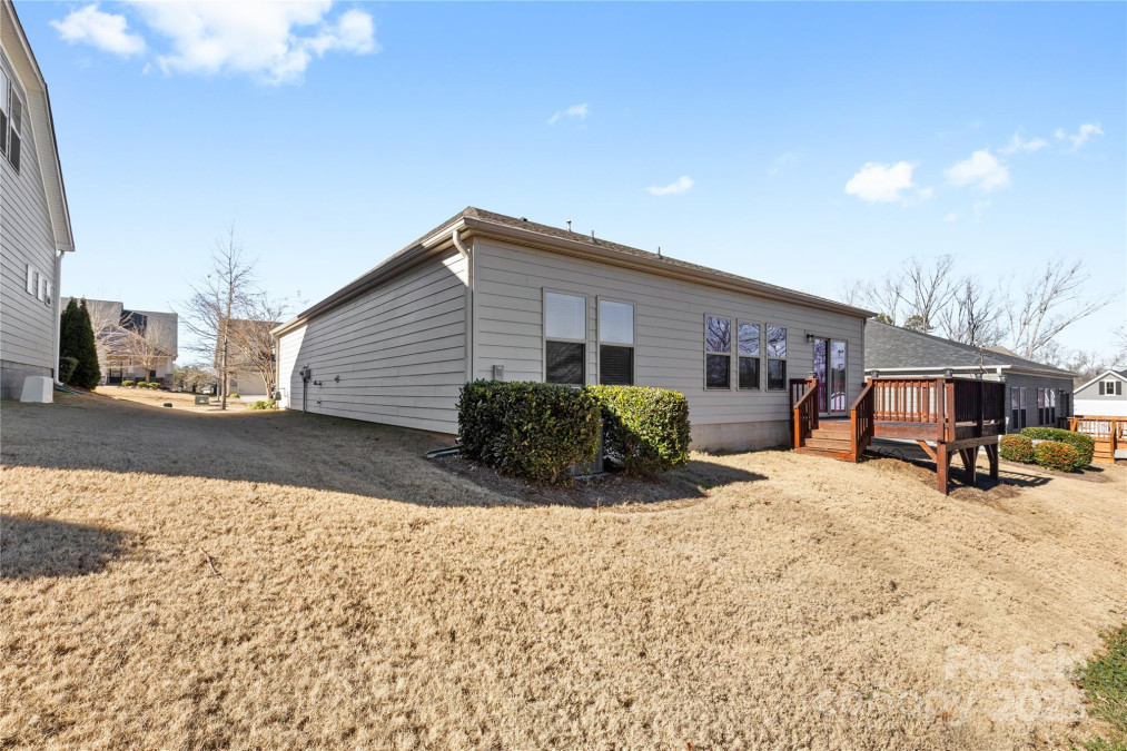 9307 Dufaux Dr Charlotte, NC 28278