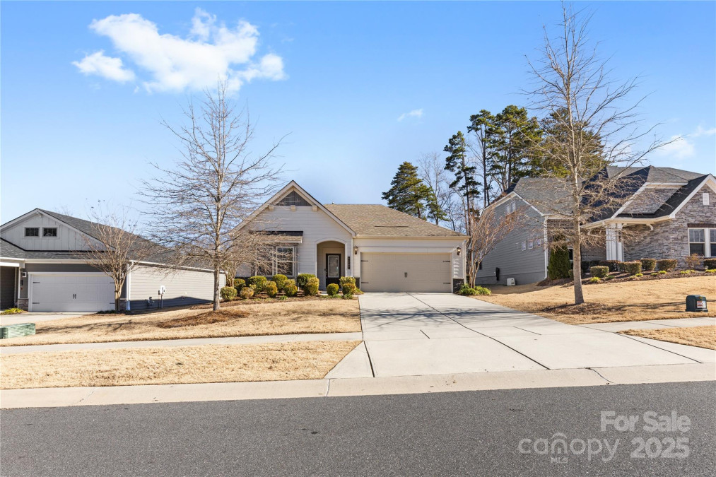 9307 Dufaux Dr Charlotte, NC 28278