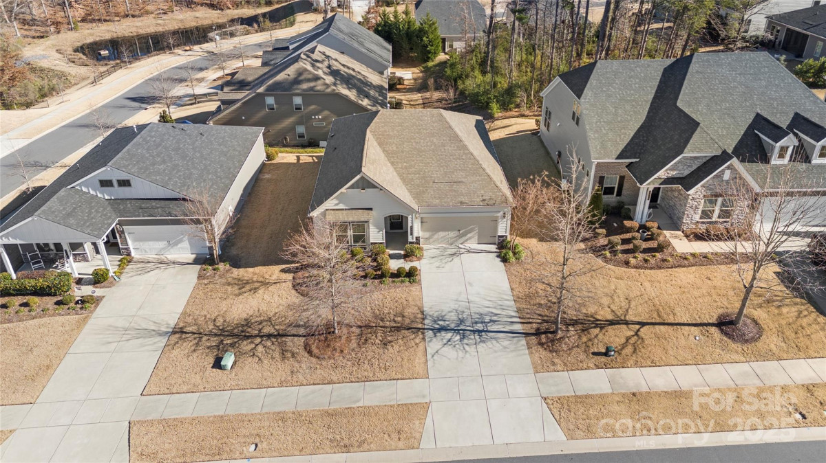 9307 Dufaux Dr Charlotte, NC 28278