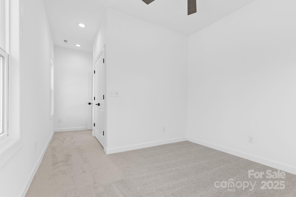 3804 Odom Way Charlotte, NC 28216