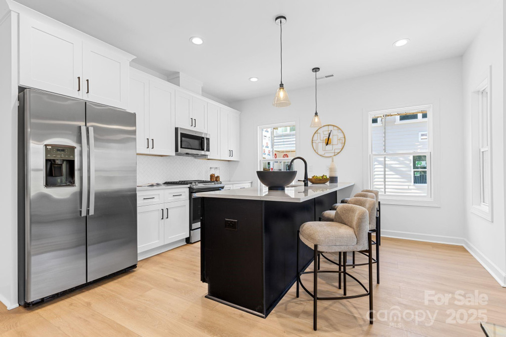 3804 Odom Way Charlotte, NC 28216
