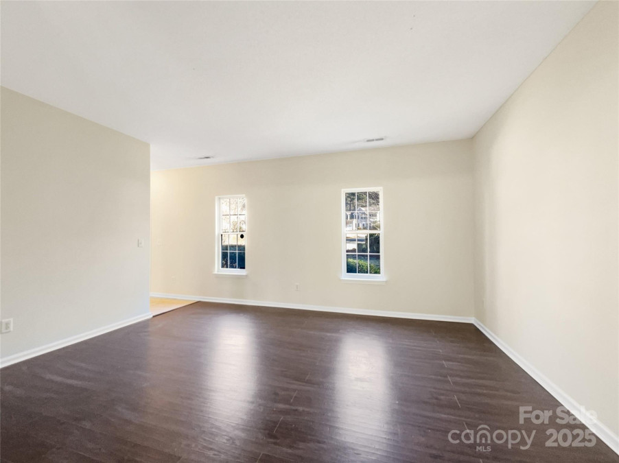 11006 Renoir Ct Charlotte, NC 28215