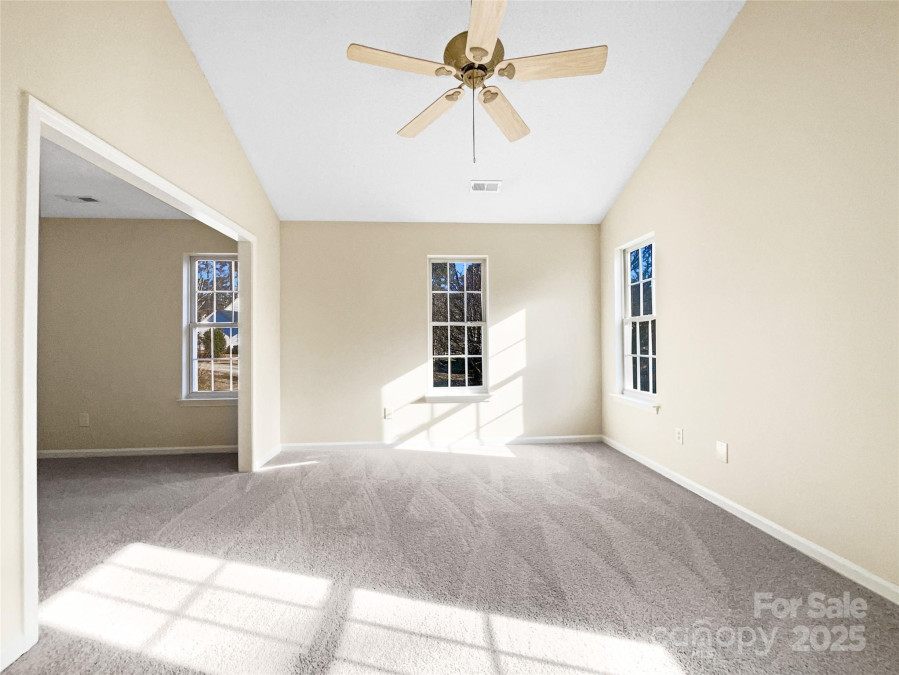 11006 Renoir Ct Charlotte, NC 28215