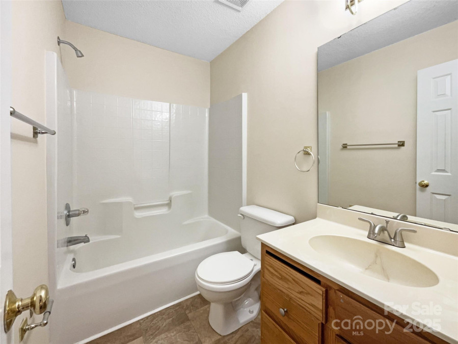 11006 Renoir Ct Charlotte, NC 28215