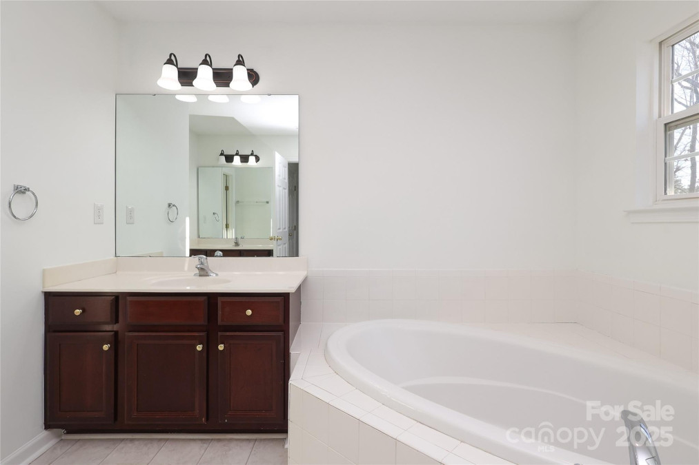 4030 Garden Oak Dr Indian Trail, NC 28079