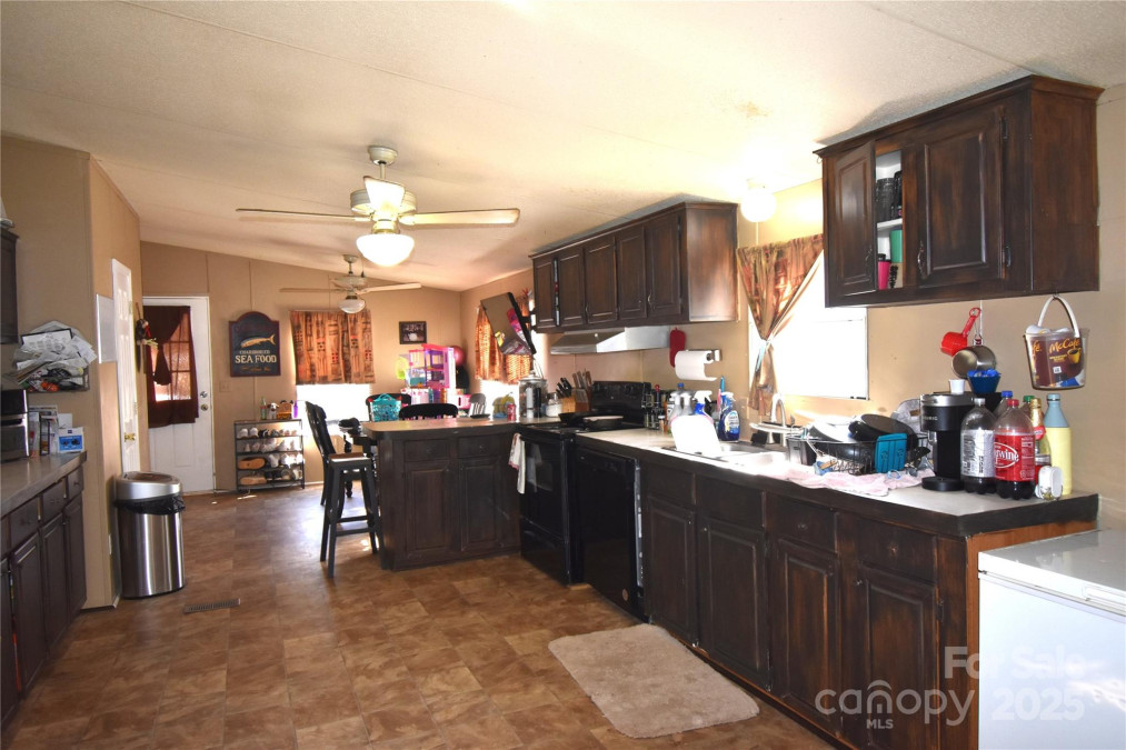 3149 Alden Starnes Rd Granite Falls, NC 28630