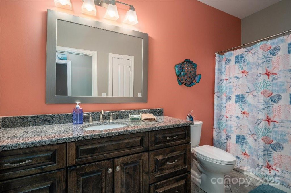 8176 Viscount Ct Denver, NC 28037
