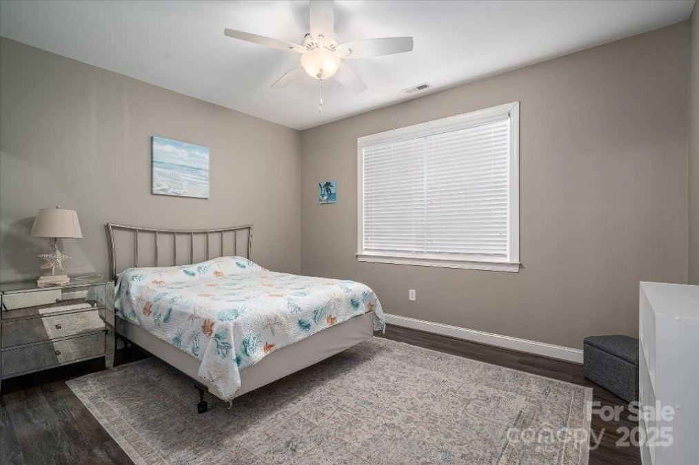 8176 Viscount Ct Denver, NC 28037