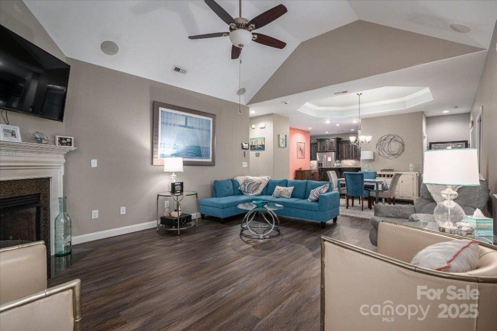 8176 Viscount Ct Denver, NC 28037