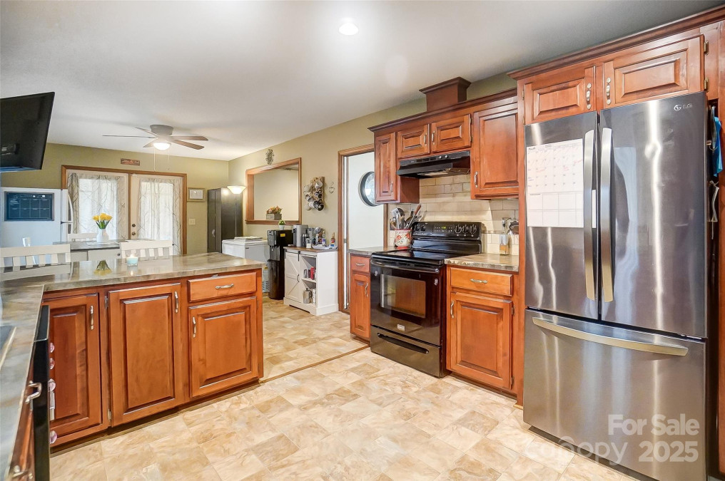 8115 Kingsland Dr Waxhaw, NC 28173