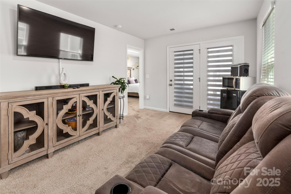 1342 Galloway Rd Charlotte, NC 28262