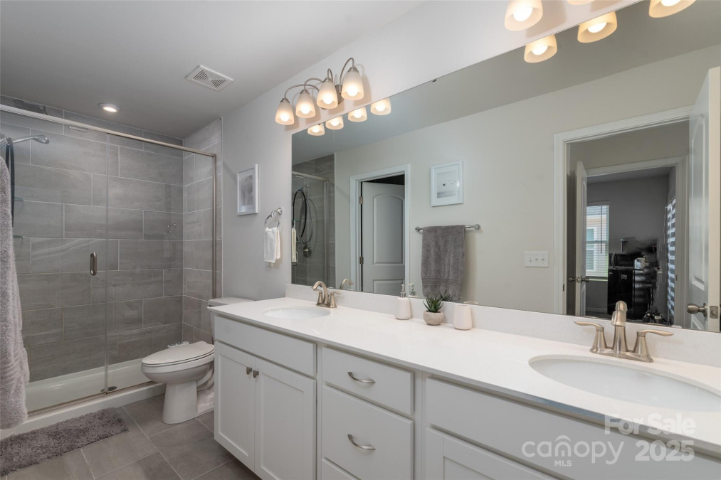 1342 Galloway Rd Charlotte, NC 28262