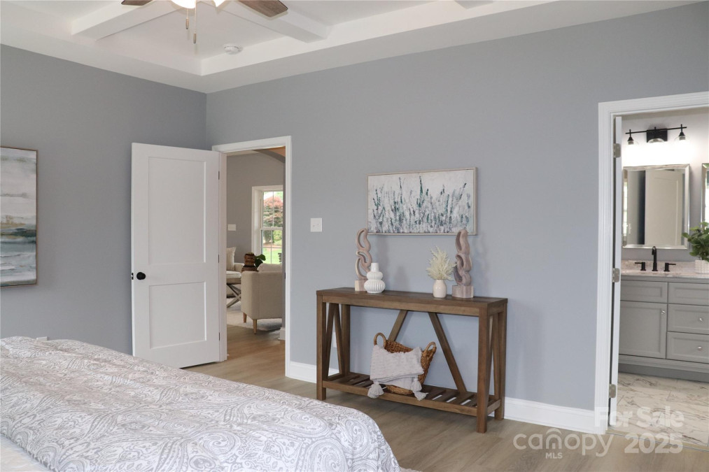 418 Huntington Woods St Lenoir, NC 28645