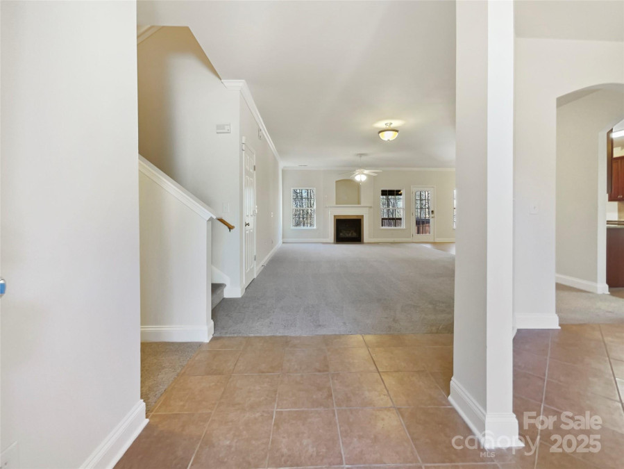9153 Leah Meadow Ln Charlotte, NC 28227