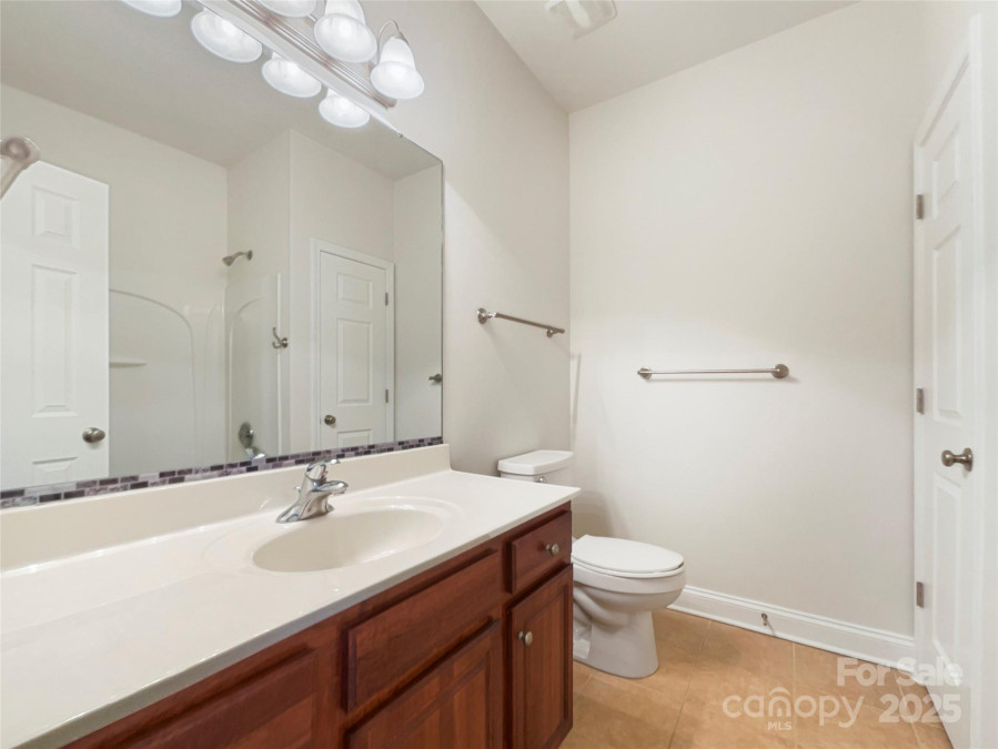 9153 Leah Meadow Ln Charlotte, NC 28227