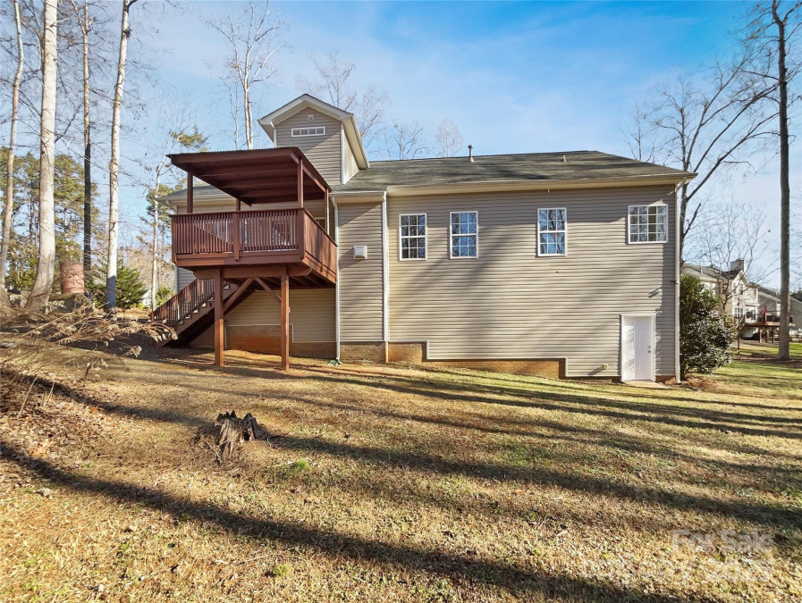 9153 Leah Meadow Ln Charlotte, NC 28227