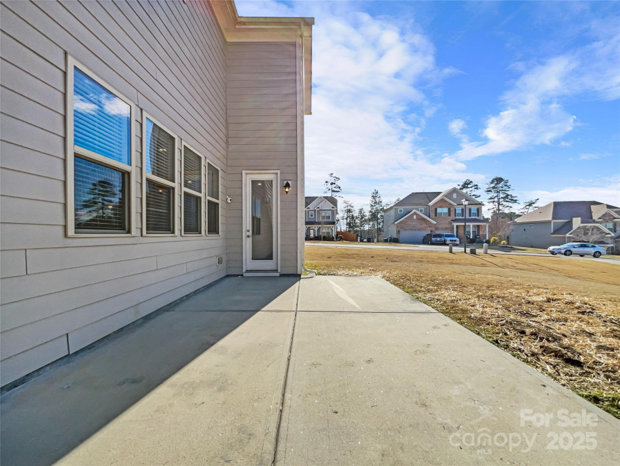 368 Pleasant Hill Dr Concord, NC 28025