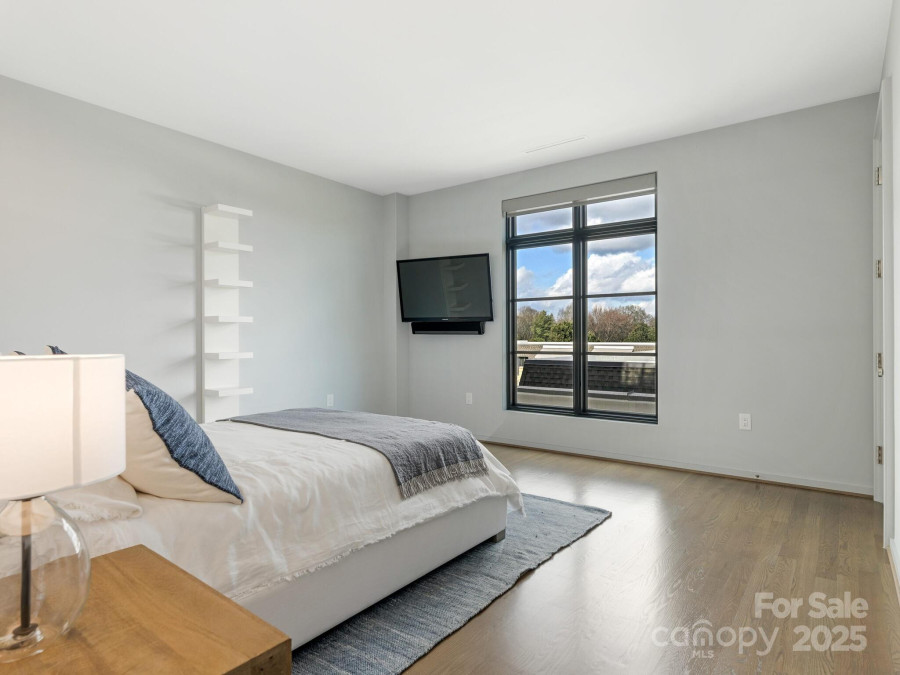 1333 Queens Rd Charlotte, NC 28207