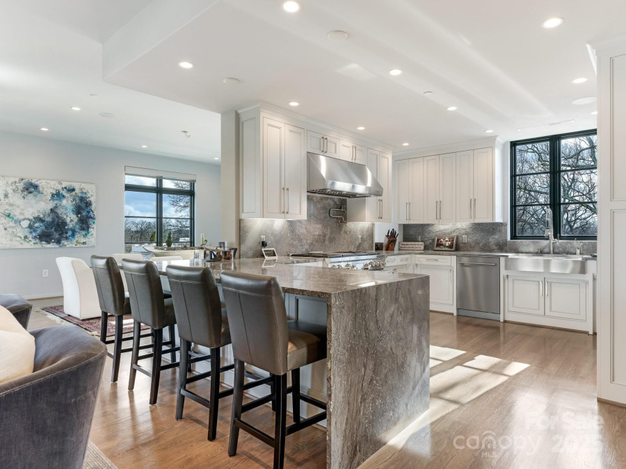 1333 Queens Rd Charlotte, NC 28207