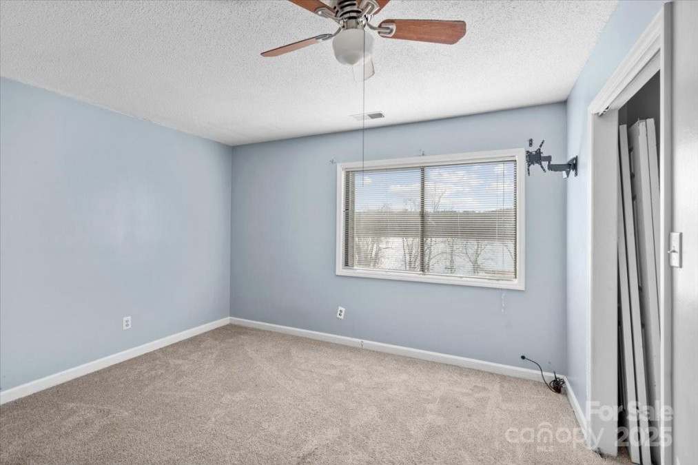 5190 Corbin Ln Hickory, NC 28601