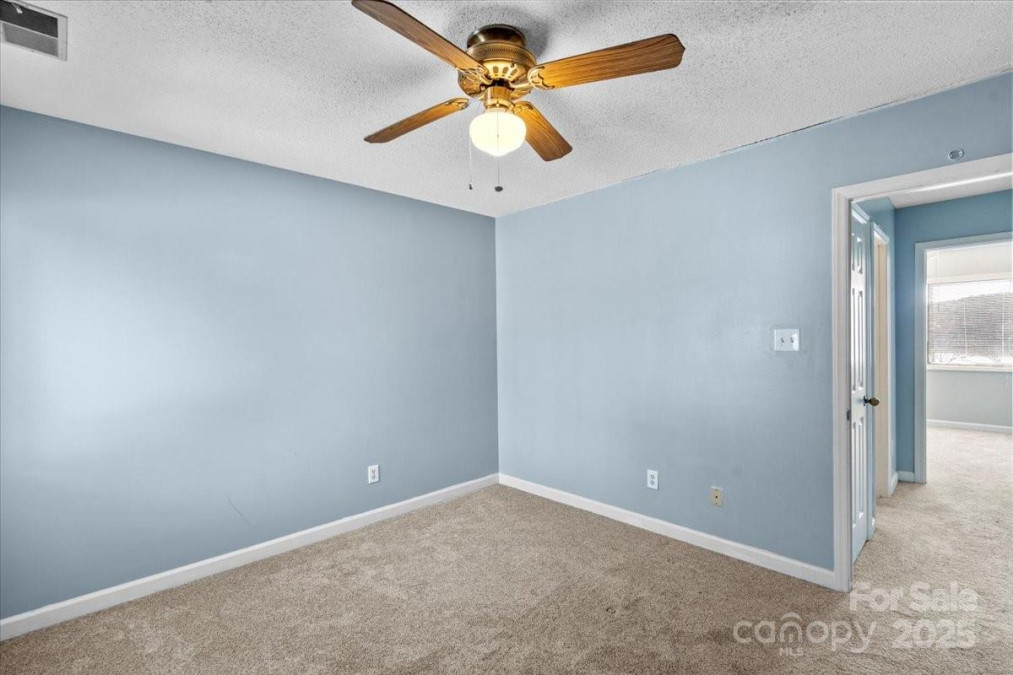 5190 Corbin Ln Hickory, NC 28601