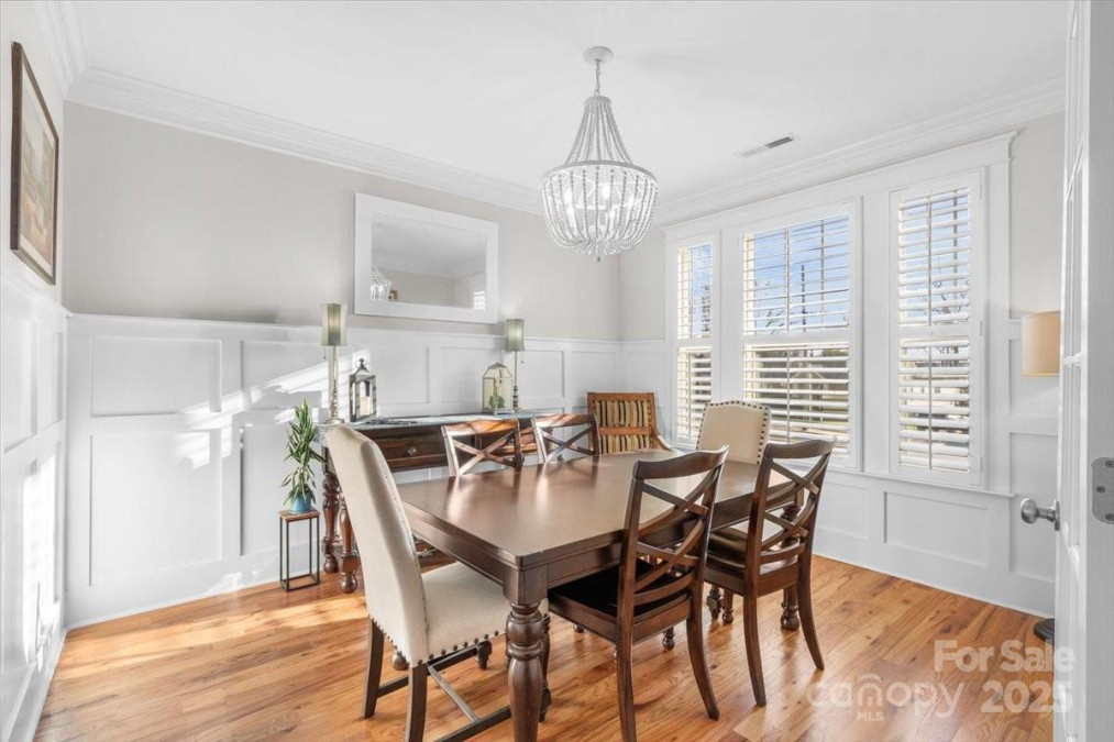 2408 Rozzelles Ferry Rd Charlotte, NC 28208