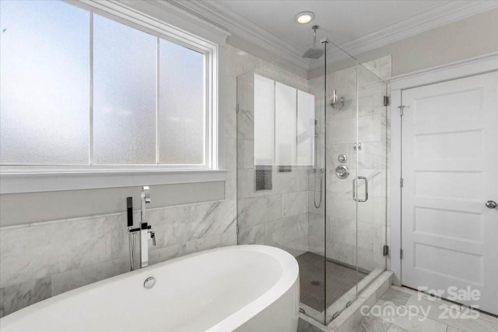 2408 Rozzelles Ferry Rd Charlotte, NC 28208