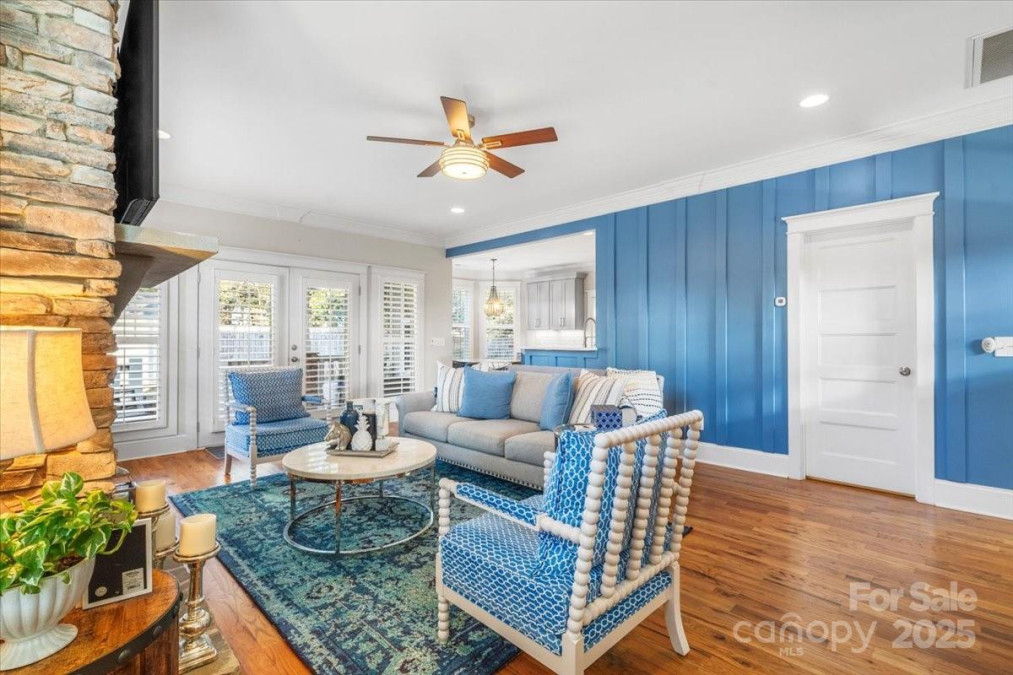 2408 Rozzelles Ferry Rd Charlotte, NC 28208