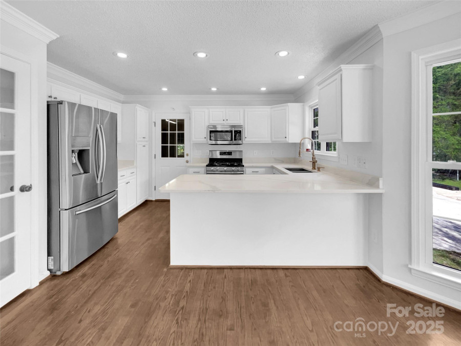 918 Clover Park Dr Clover, SC 29710