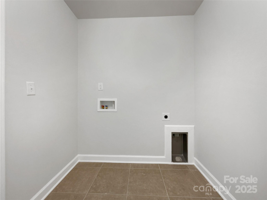 6848 Good News Dr Charlotte, NC 28215