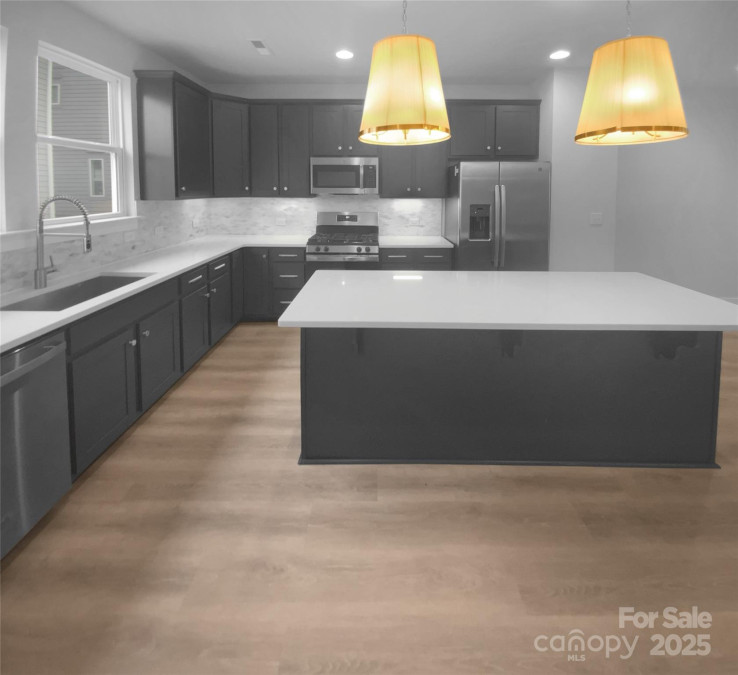 2124 Electric Ln Charlotte, NC 28205