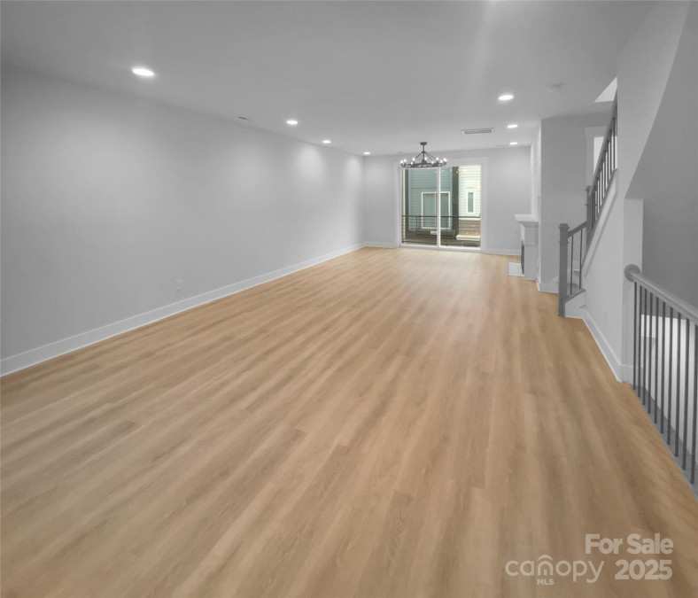 2124 Electric Ln Charlotte, NC 28205