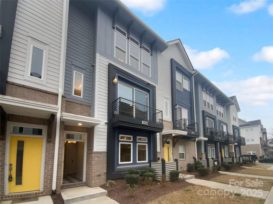 2124 Electric Ln Charlotte, NC 28205