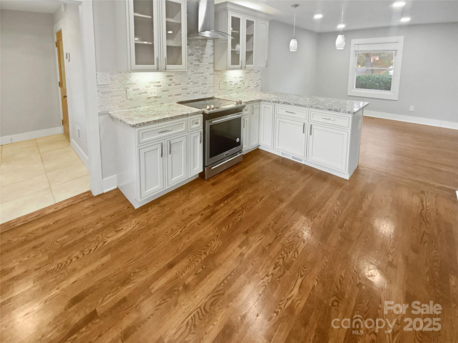 4616 Whispering Oaks Dr Charlotte, NC 28213