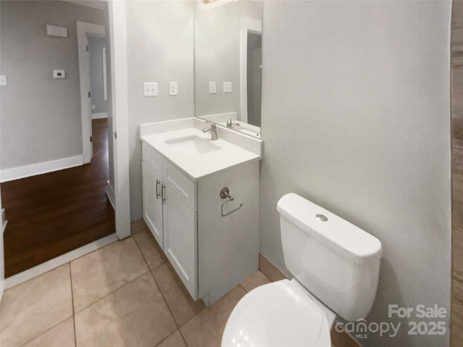 4616 Whispering Oaks Dr Charlotte, NC 28213