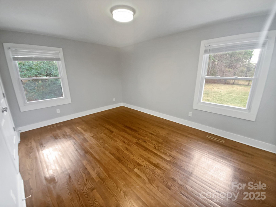 4616 Whispering Oaks Dr Charlotte, NC 28213